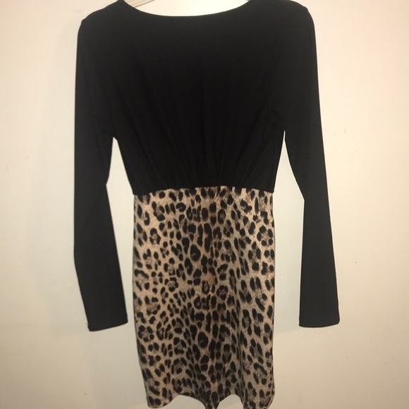 BUNDLE SALE: 15 % off 2 or more dresses/skirt sets - Picture 3 of 6